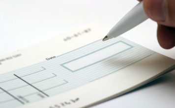 Pagos con cheque, limitante de los cuatro meses